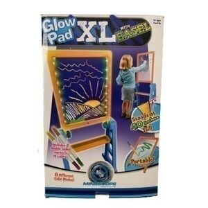 NIB. MINDSCOPE XL LED Light-up Drawing Board & Easel